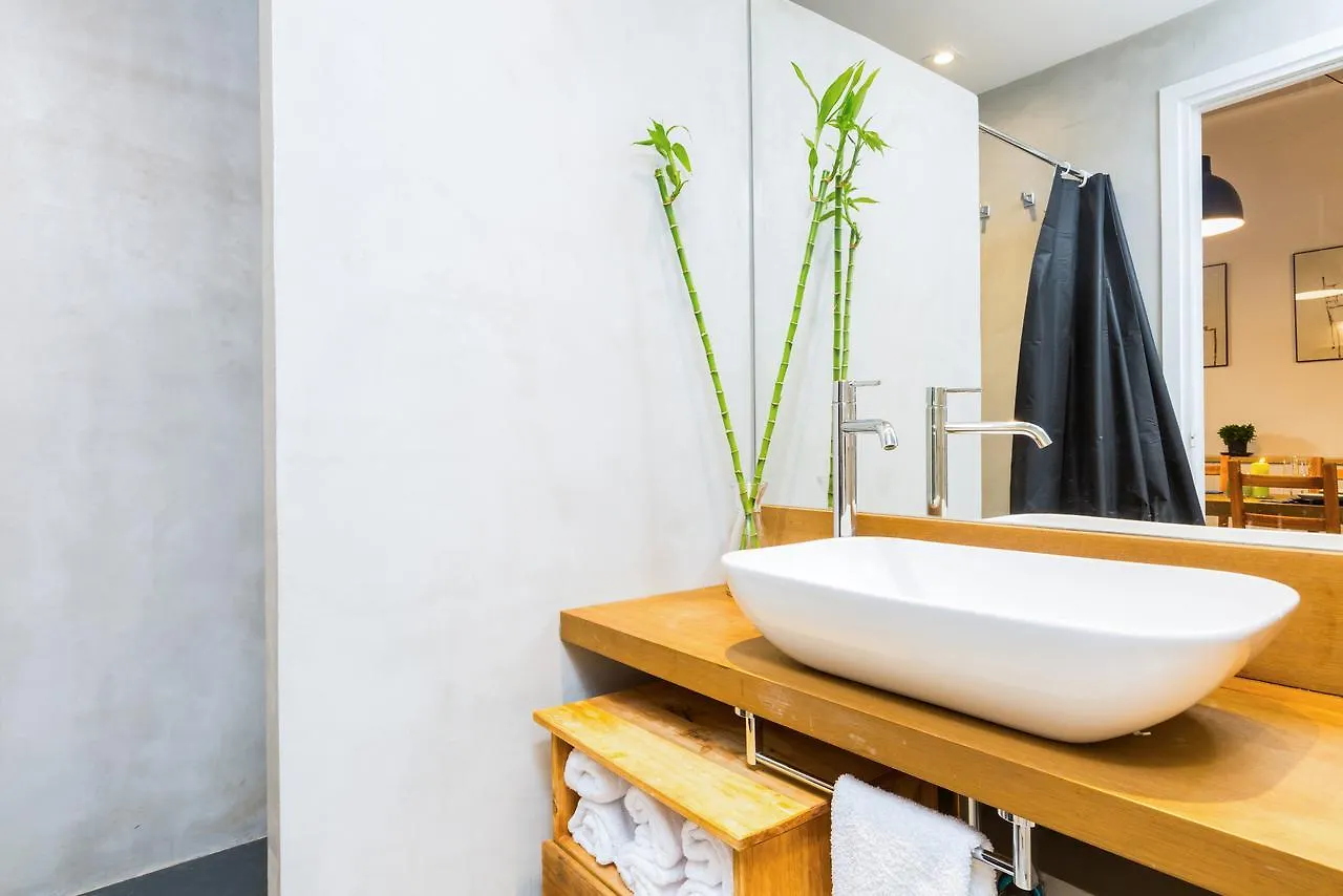 ברצלונה Montaber Apartment - Trafalgar